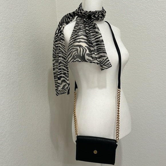 Michael Kors small Envelope crossbody bag - Picture 3 of 17